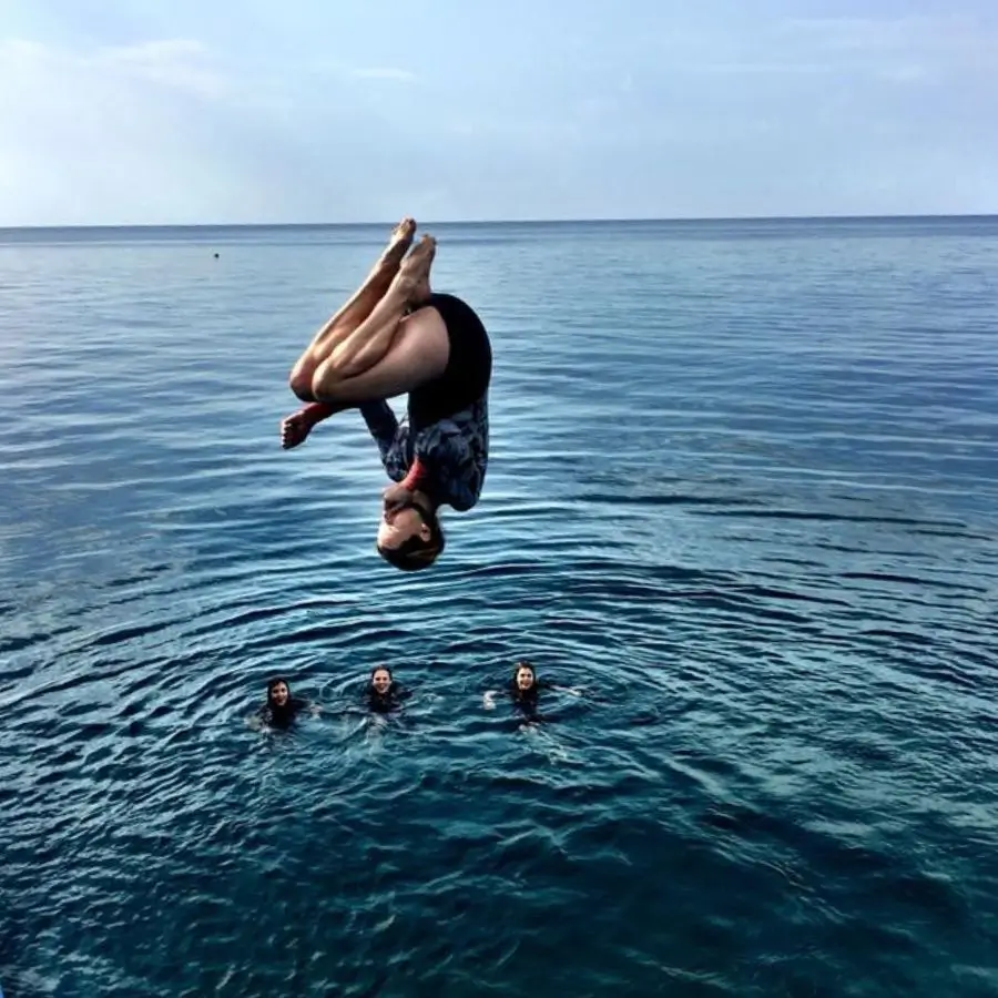 Sprung ins Meer in Kroatien